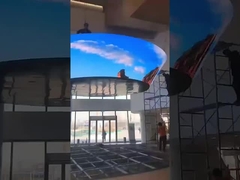 Pionowy elastyczny ekran LED do reklamy wewnętrznej